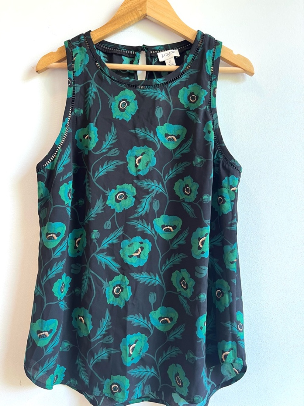 Business Casual Indi Sleeze J. Crew Teal and Black Floral Sleeveless Shell